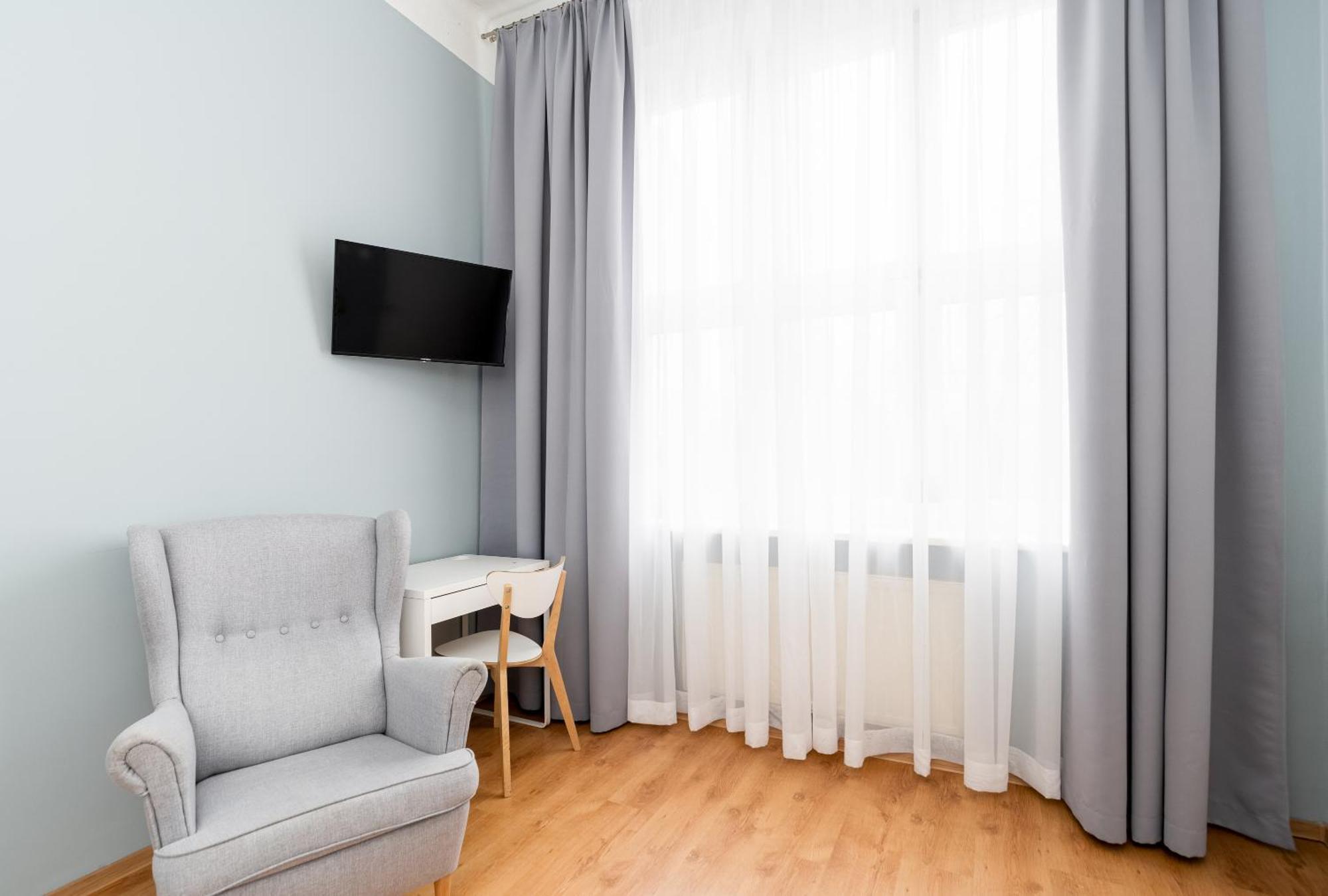 Wawel Apartments - Riverside Castle คราคูฟ ภายนอก รูปภาพ