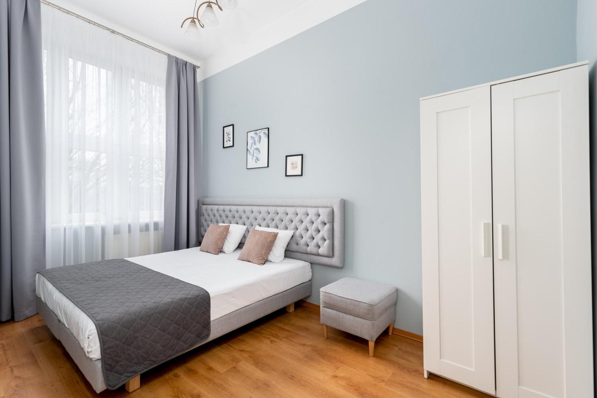 Wawel Apartments - Riverside Castle คราคูฟ ภายนอก รูปภาพ
